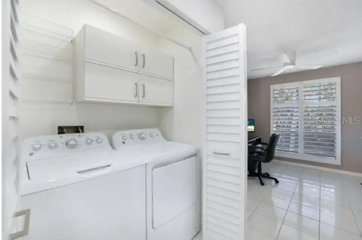 1250 YESICA ANN CIR #E201 — photo 4