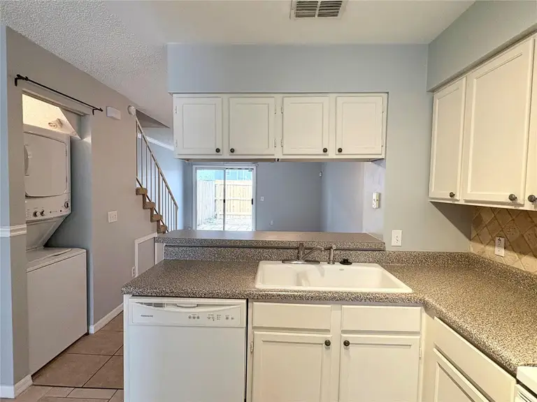 11356 STRATTON PARK DR — photo 4