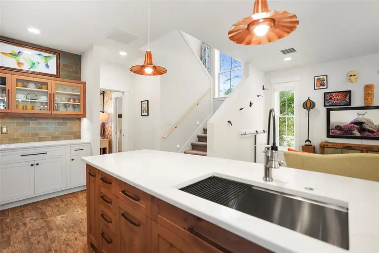 728 WOOD ST — photo 4