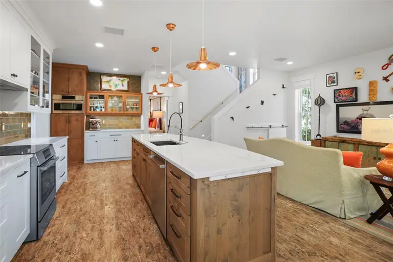 728 WOOD ST — photo 5