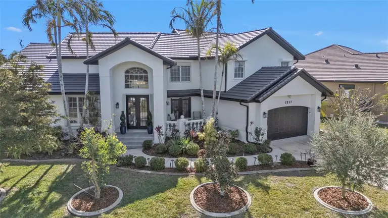 1217 SPOONBILL DR