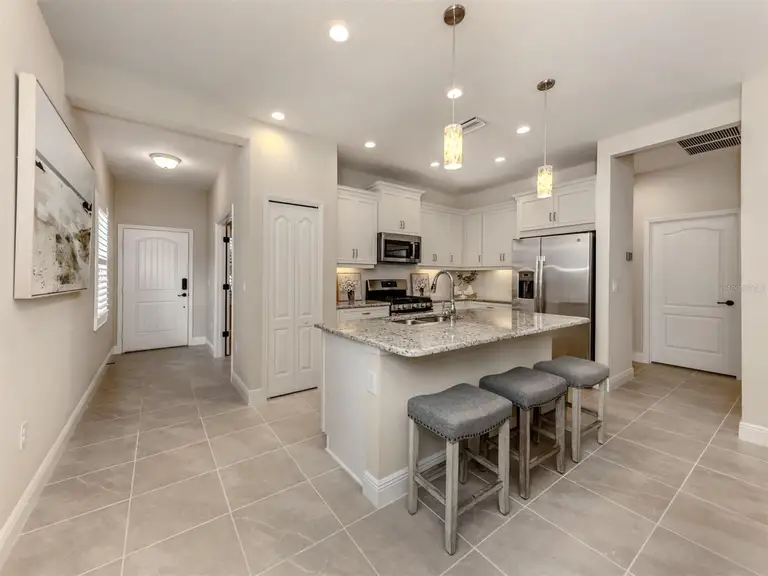 244 LIVORNO WAY — photo 4