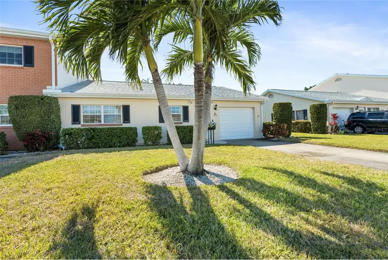 1236 MYERLEE COUNTRY CLUB BLVD