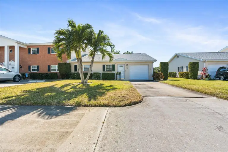 1236 MYERLEE COUNTRY CLUB BLVD — photo 3