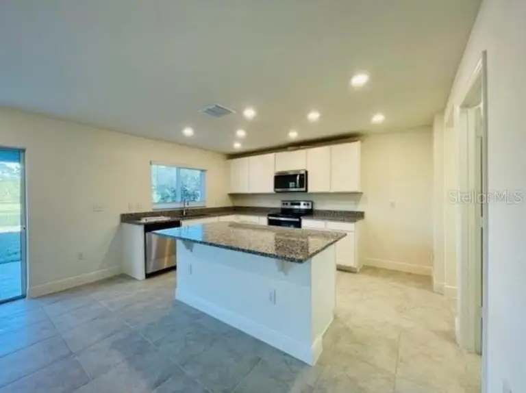 16364 WINDING PRESERVE CIR — photo 4