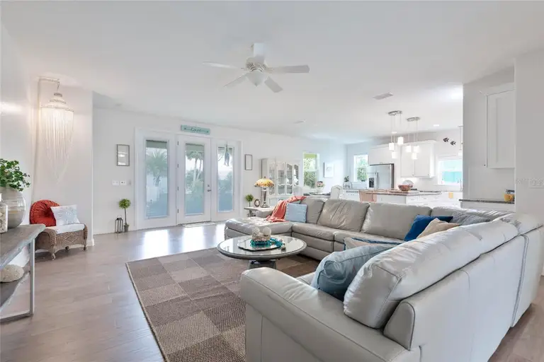 625 CUMBERLAND DR — photo 4