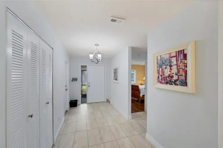 2510 LANCASTER DR #166 — photo 4