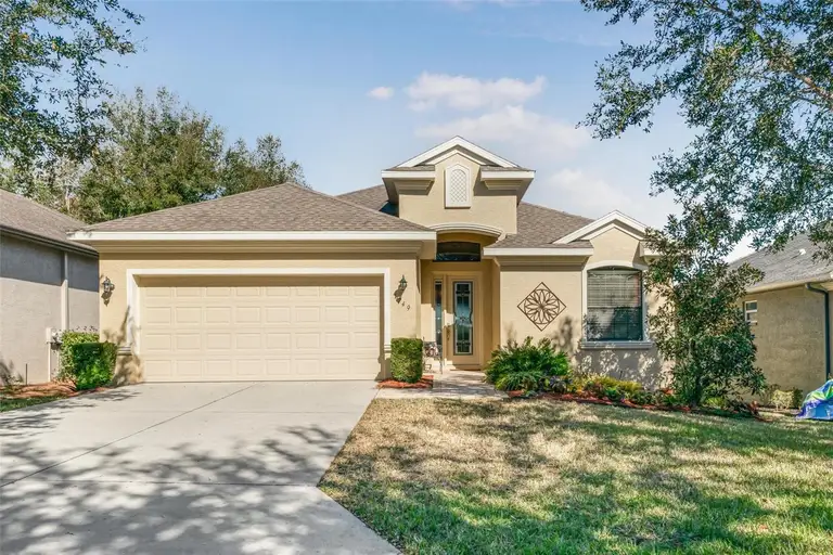 1749 W CAROLINE PATH