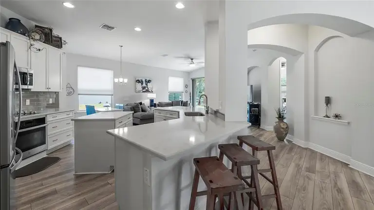 24414 WOODHILL CT — photo 3