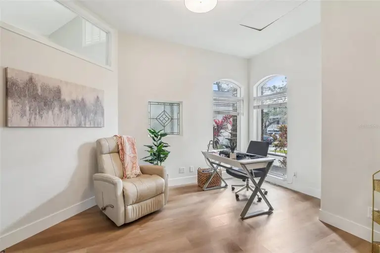 363 SANCTUARY DR