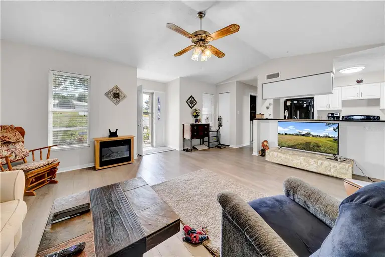 37337 ORANGE ROW LN — photo 3