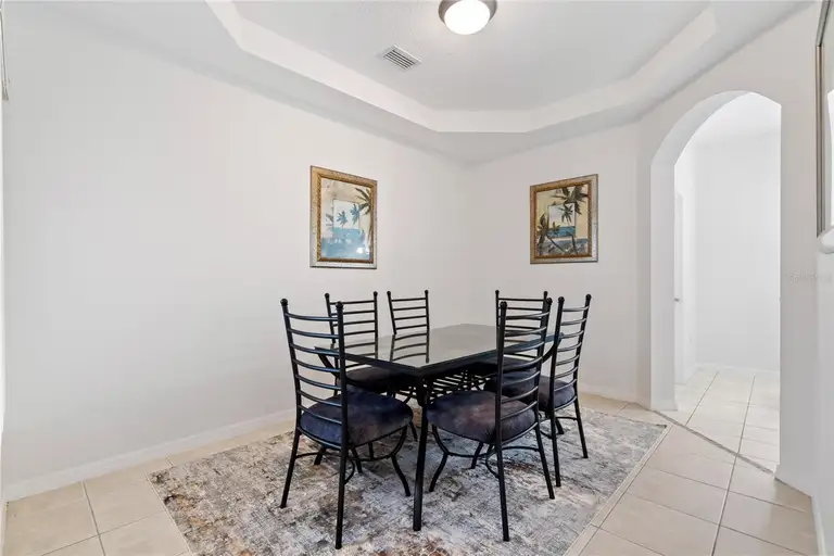 627 COPELAND DR — photo 5