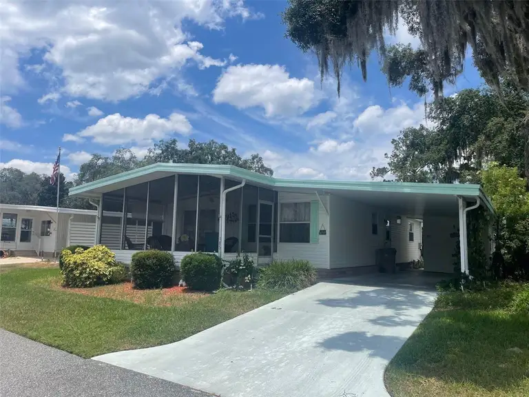 185 JACARANDA DR — photo 3