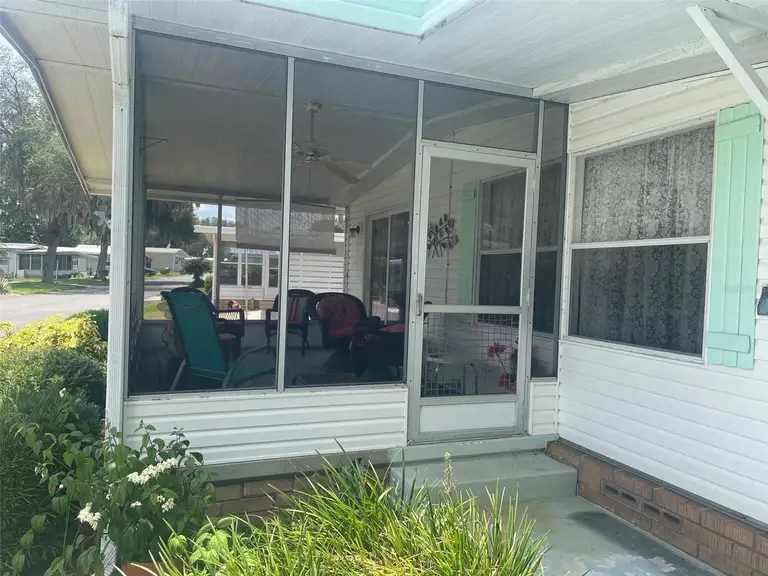 185 JACARANDA DR — photo 4
