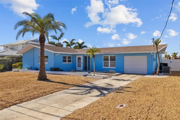 2762 W VINA DEL MAR BLVD — photo 2