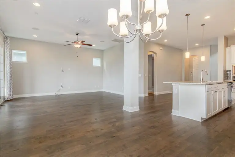 530 WINDY PINE WAY — photo 4