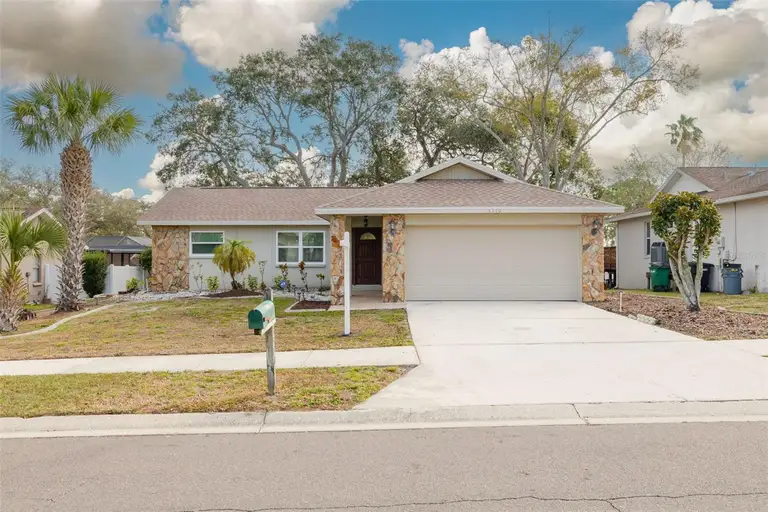 3310 BRIARWOOD LN — photo 2