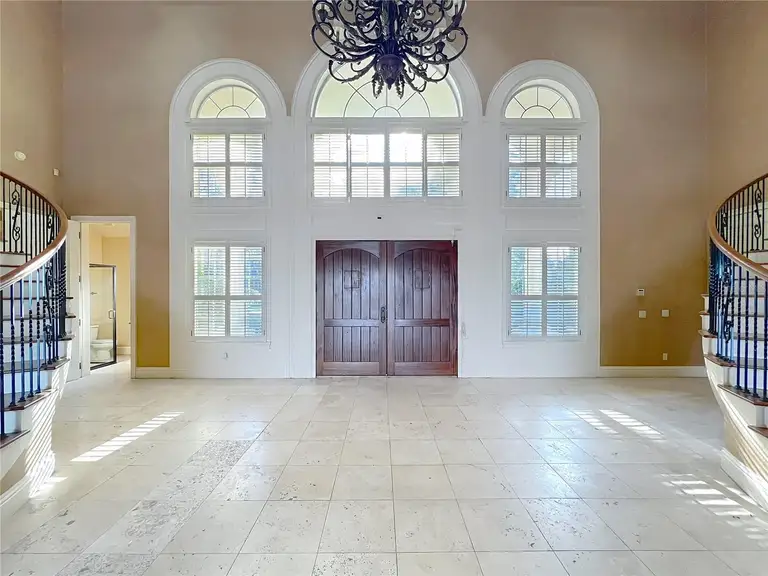 125 STONE HILL DR — photo 5
