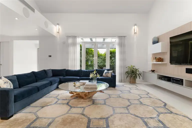 129 DORADO BEACH EAST — photo 5