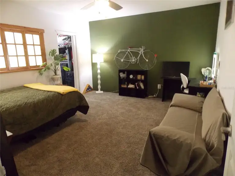 2046 WINDING OAKS DR — photo 4