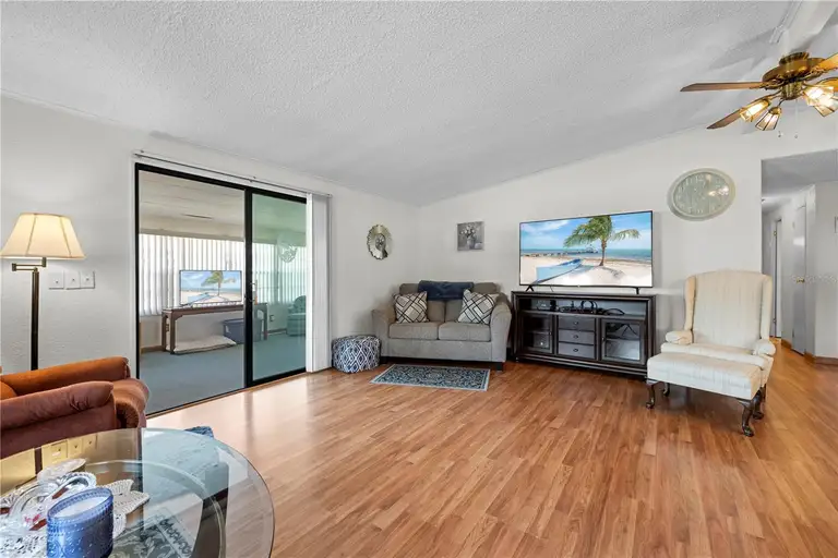 8390 FLEETWAY AVE — photo 5