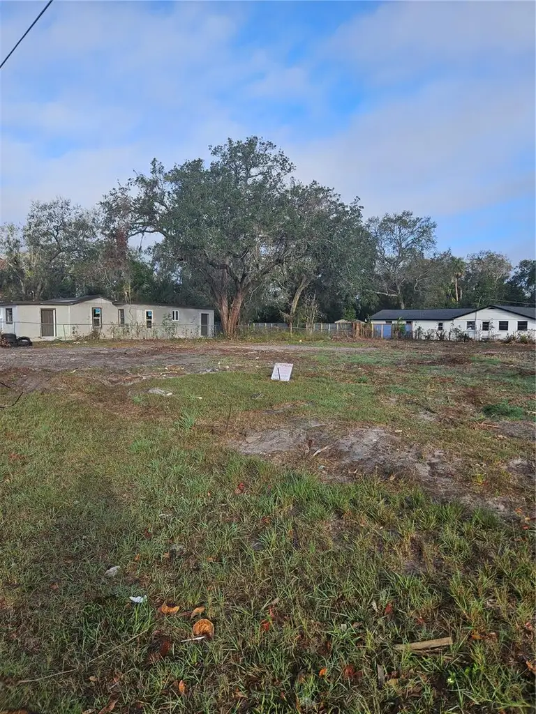 3110 E HENRY AVE — photo 3