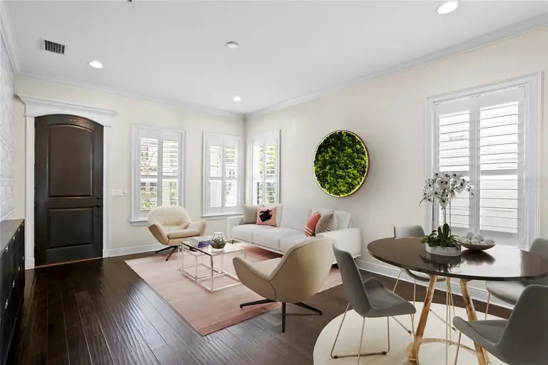 3107 W PALMIRA AVE — photo 4