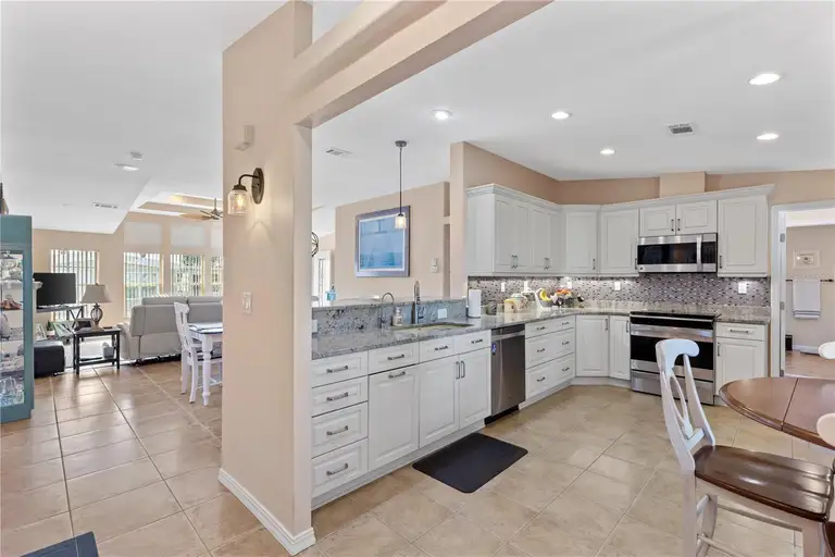 1000 KINGS HWY #438 — photo 3