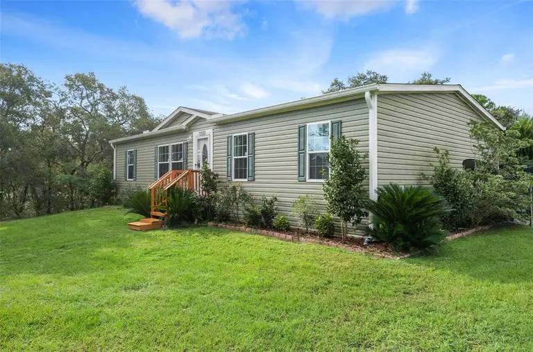 5560 W CEDAR HILL ST — photo 3