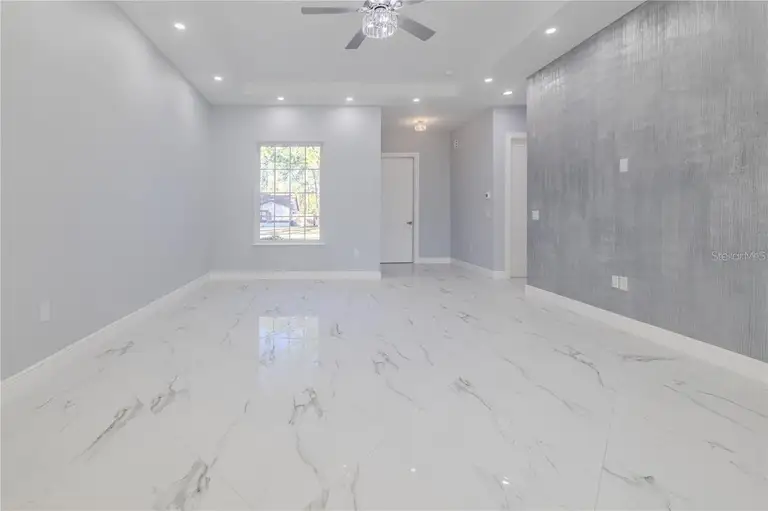 104 WELLWOOD LN #A — photo 5