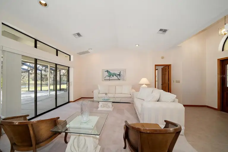 18419 TYLER RD — photo 4