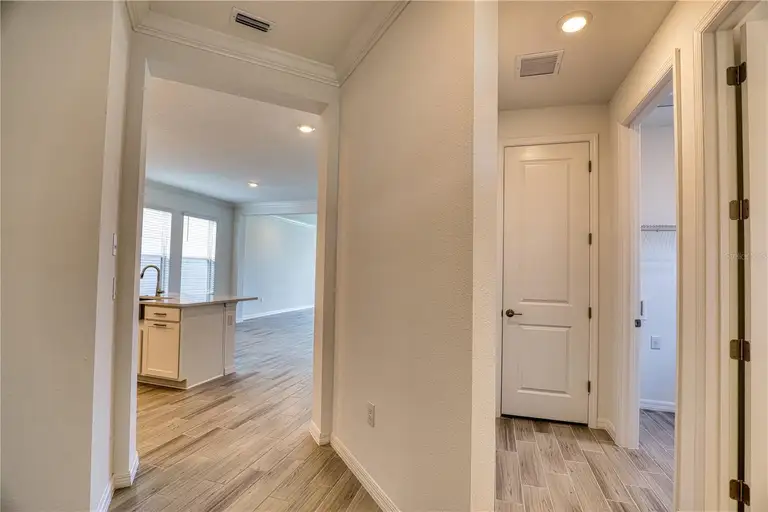15060 SHADY PALMS LN — photo 2