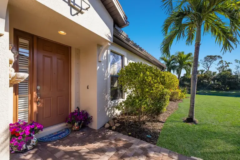 5814 CAVANO DR — photo 4