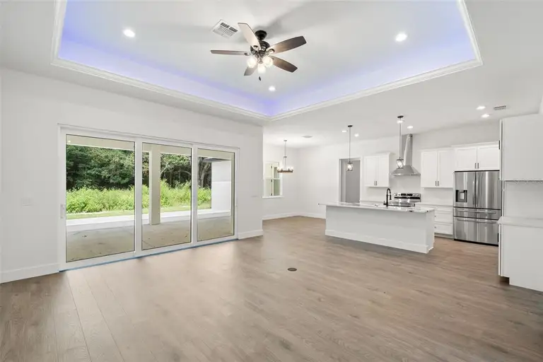 2413 BAYWOOD DR E — photo 4