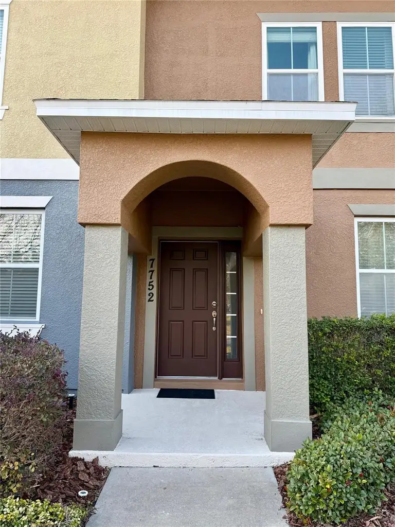 7752 RIGBY ST — photo 2