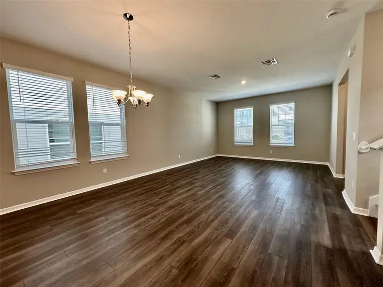 4851 LACEWING DR — photo 4