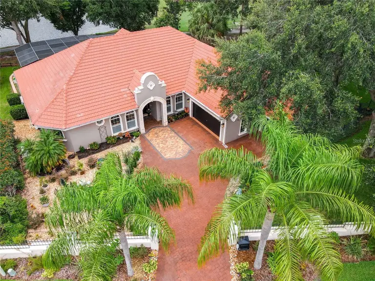 120 W MAGNOLIA AVE