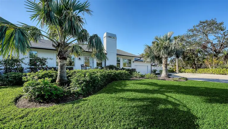 1302 ROBERTS BAY LN — photo 2