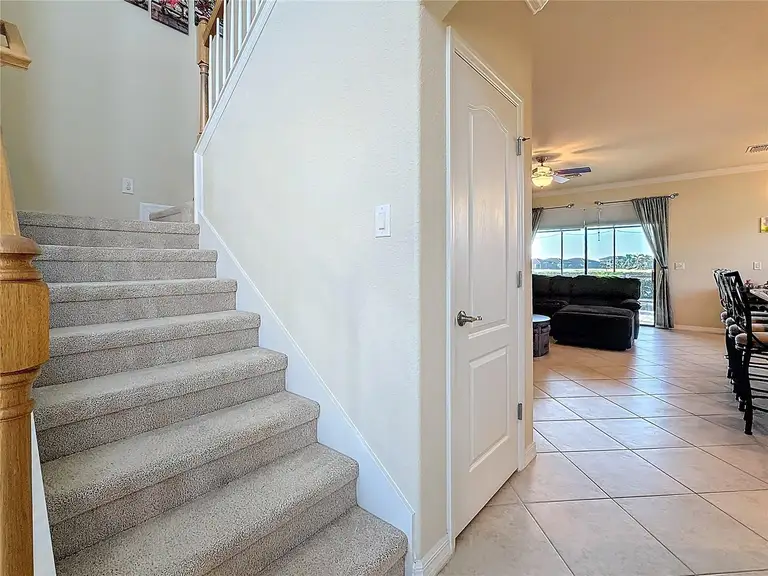 6467 WILLOWSHIRE WAY — photo 3