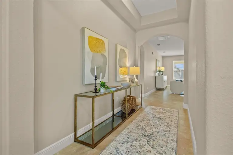 452 PALASTRO AVE — photo 3