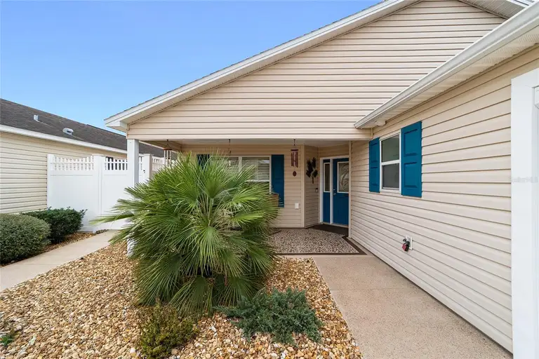 2222 SOUTHWOOD DR — photo 4