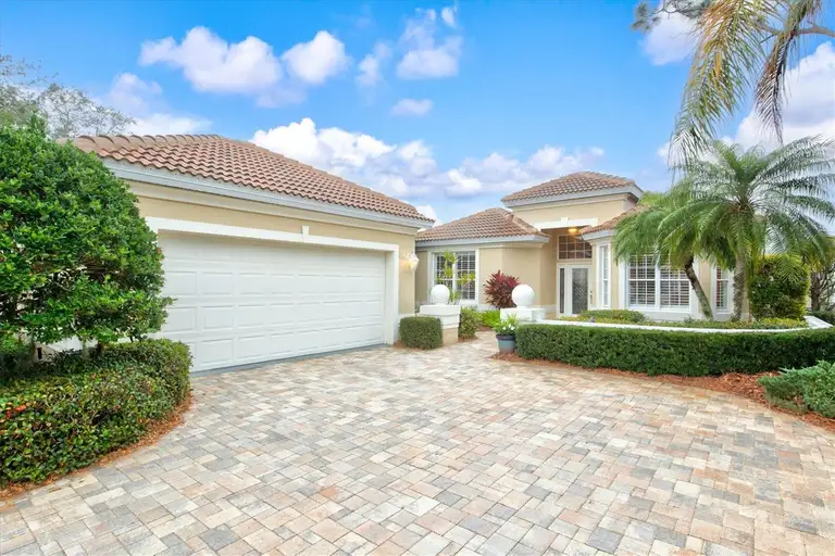 7327 KENSINGTON CT — photo 2