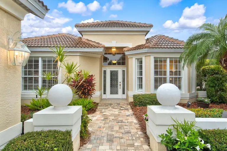 7327 KENSINGTON CT — photo 4