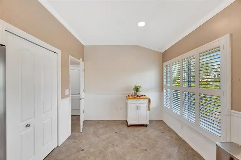 3872 MIRA LAGO DR — photo 5