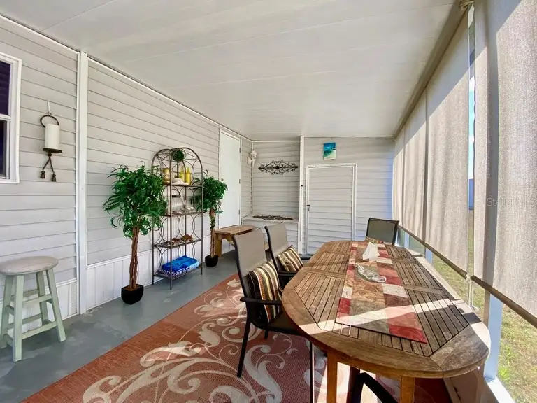 3420 HAMPSHIRE DR — photo 5
