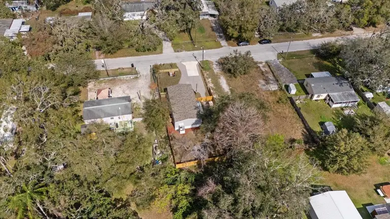 9250 PEONY ST — photo 4