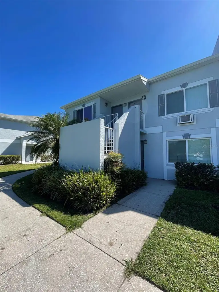 4139 DOLPHIN DR