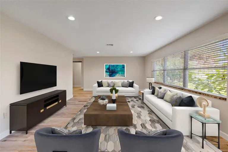 215 S ROBERT WAY — photo 5