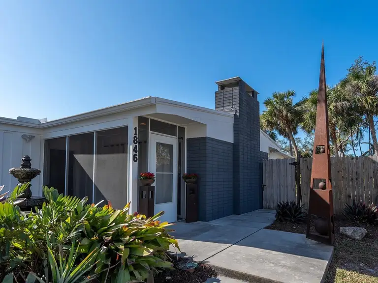 1846 SANDALWOOD DR — photo 4