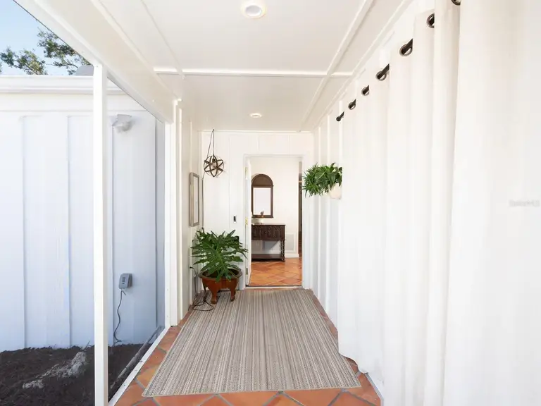 1846 SANDALWOOD DR — photo 5